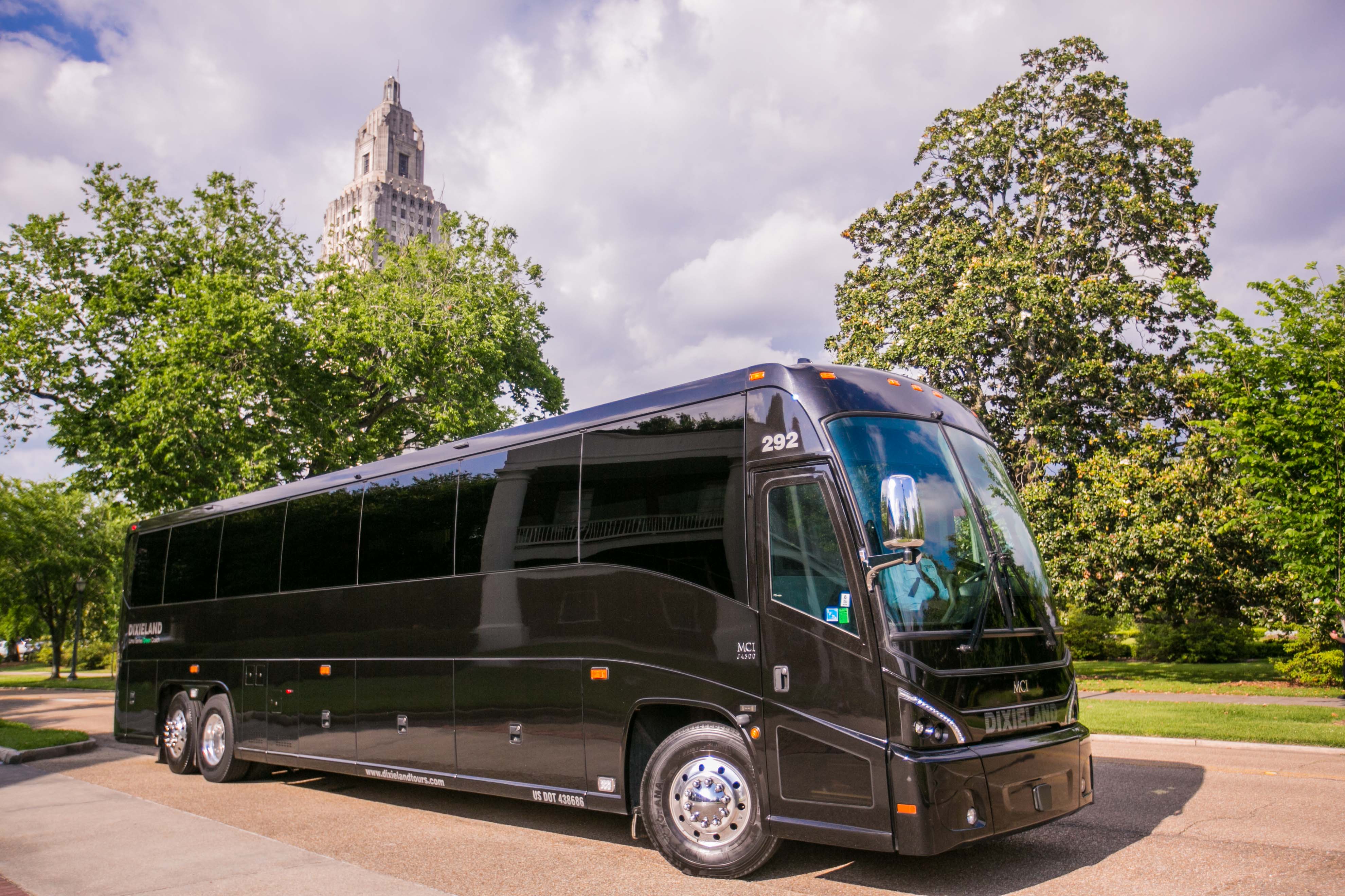 Dixieland Tours Luxury Motor Coach & Charter Bus Rental in Louisiana